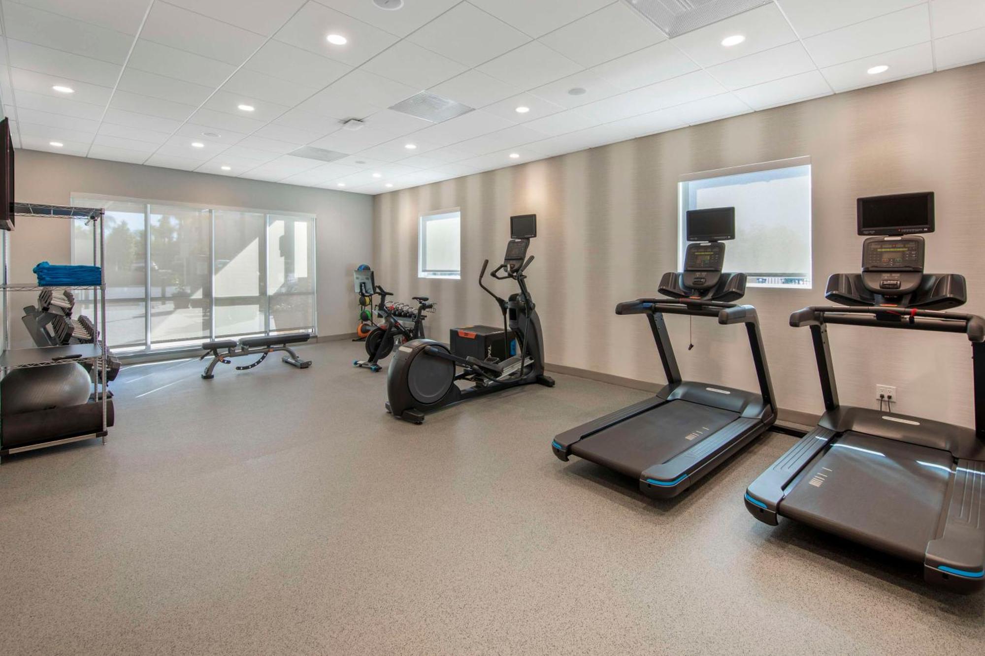 Home2 Suites By Hilton Redlands Extérieur photo